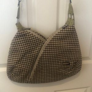 Travelon Bag w/Multiple Zippered Storage Compartments